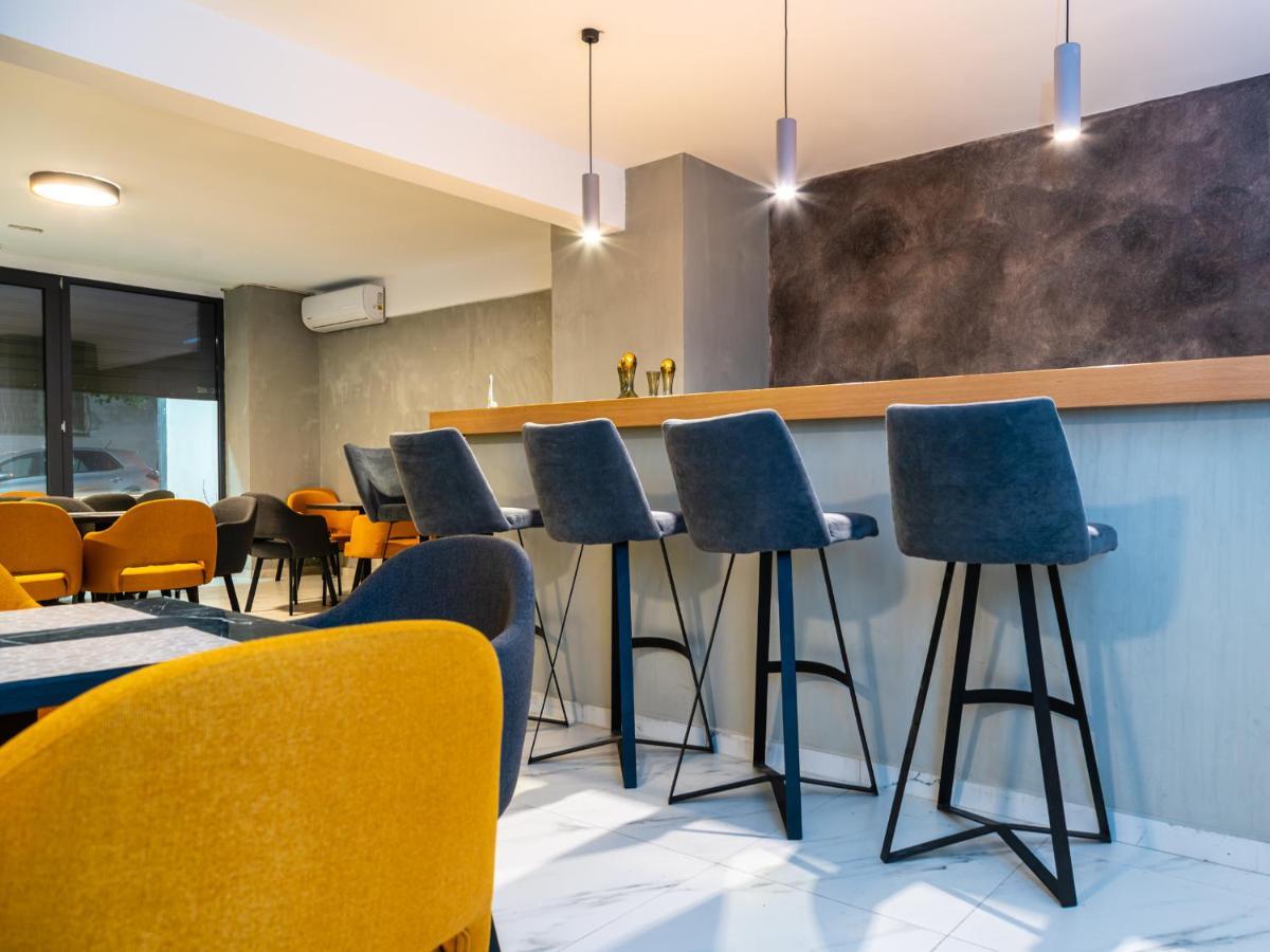 Vitruvius Smart Hotel & Spa Athènes Extérieur photo